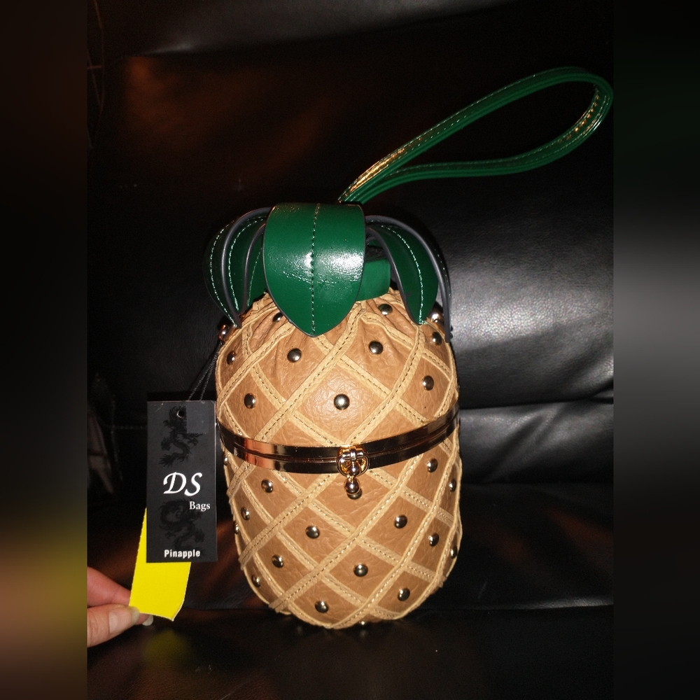Pineapple Purse